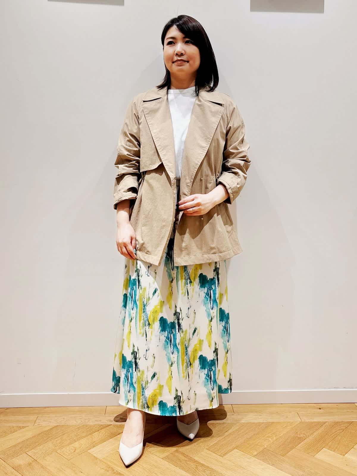 INEDのコートを使った熊本鶴屋SUPERIOR CLOSETのスタッフスタイリング