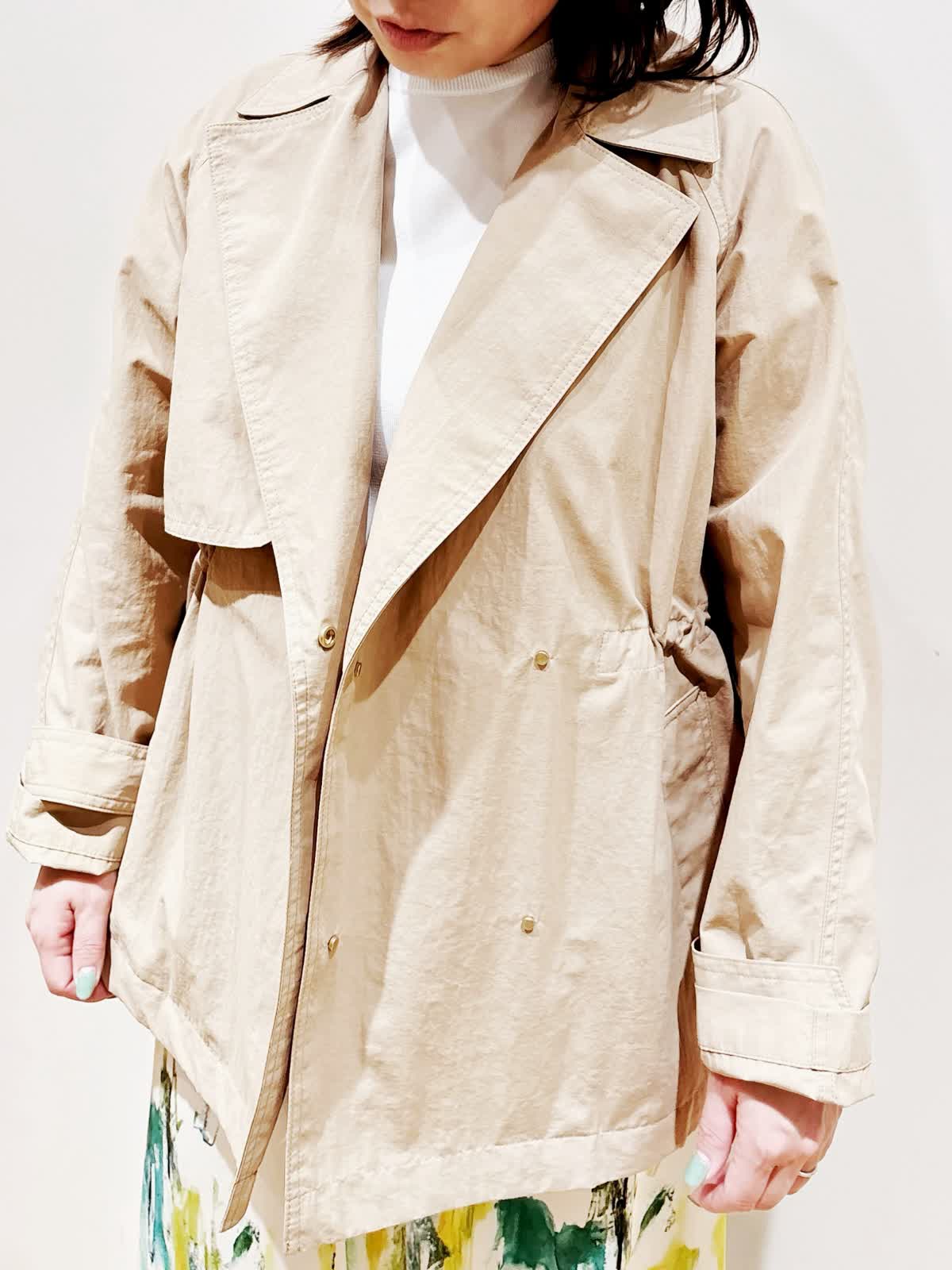 INEDのコートを使った熊本鶴屋SUPERIOR CLOSETのスタッフスタイリング