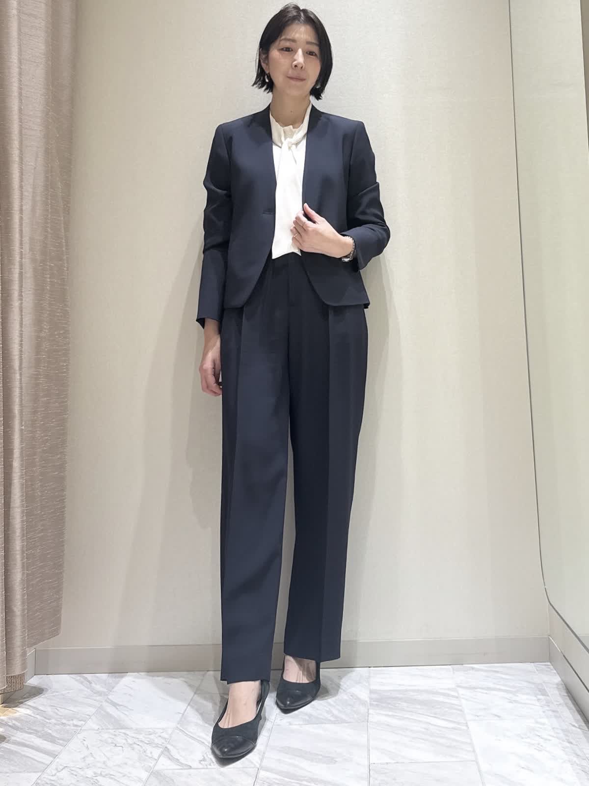 INEDのジャケットを使った新宿伊勢丹SUPERIOR CLOSETのスタッフ