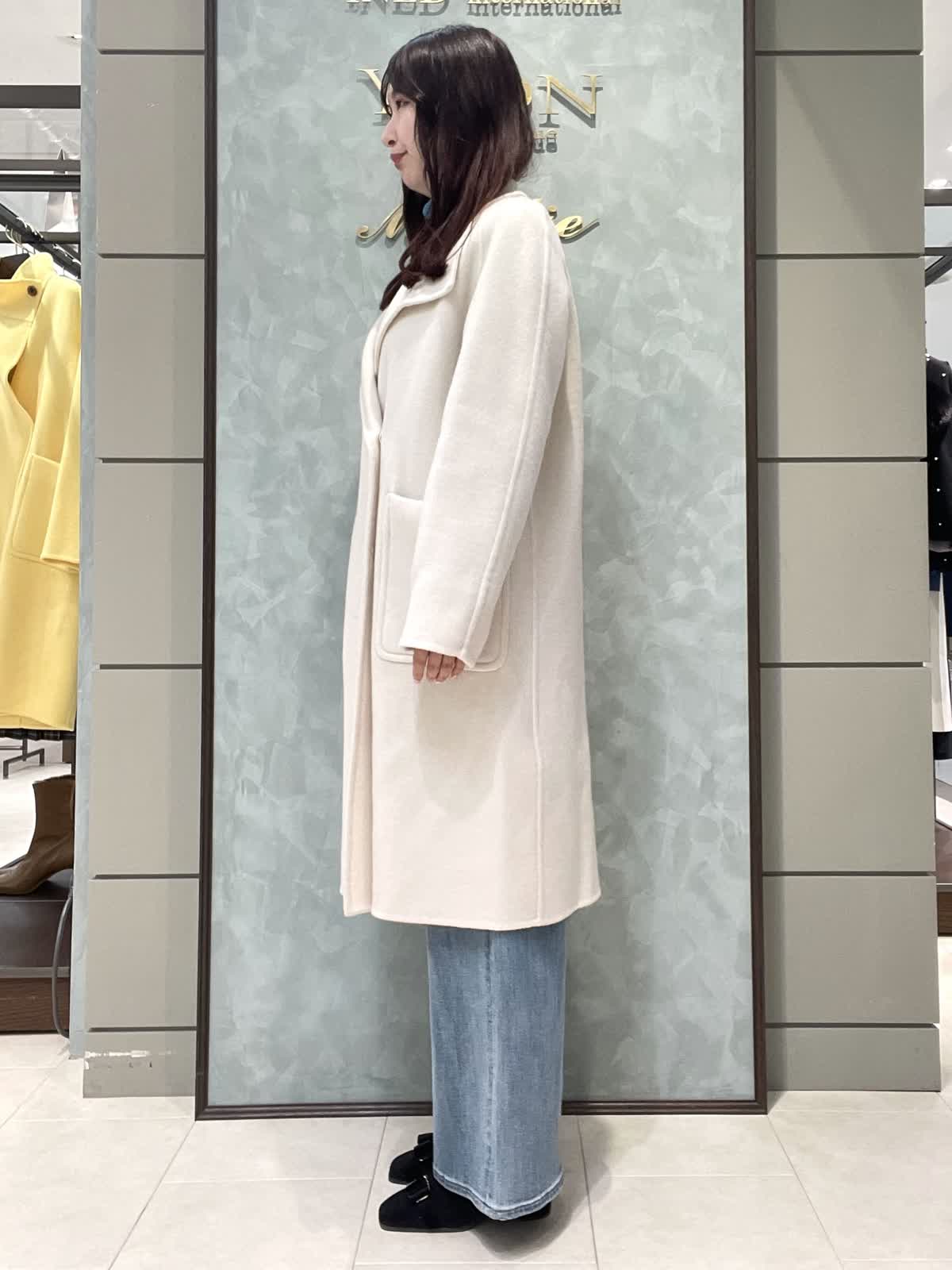 INEDのコートを使った札幌丸井今井SUPERIOR CLOSETのスタッフ