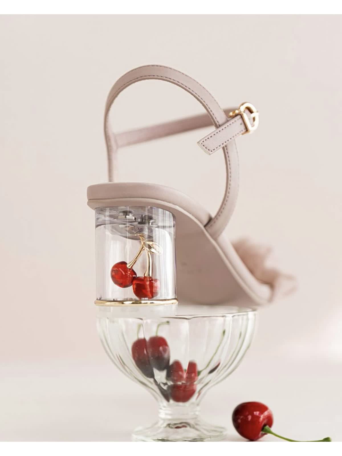【Cherry Collection】チェリーデザインストラップサンダル Cherry Collection】チェリーデザインストラップサンダルRANDA