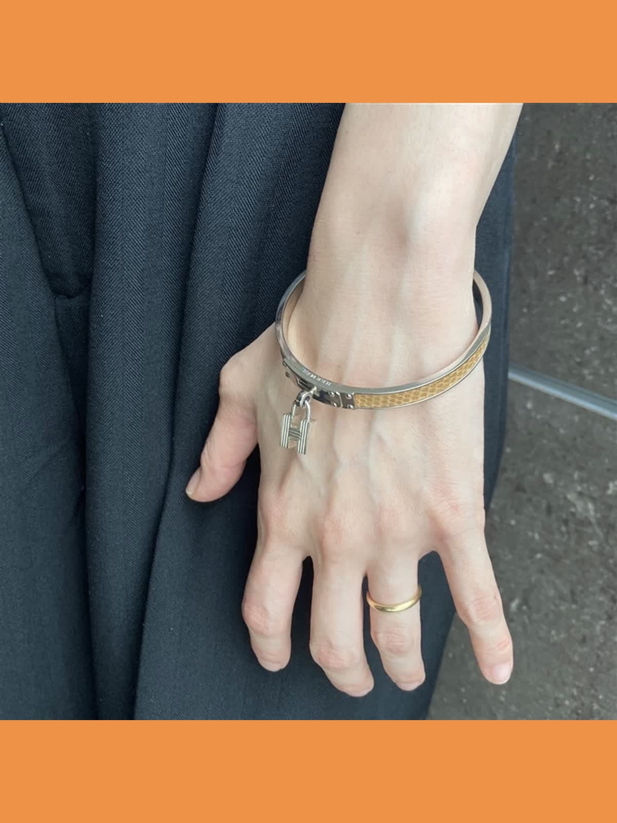 ヴィンテージエルメス/アクセサリー】ケリーバングルHカデナのご