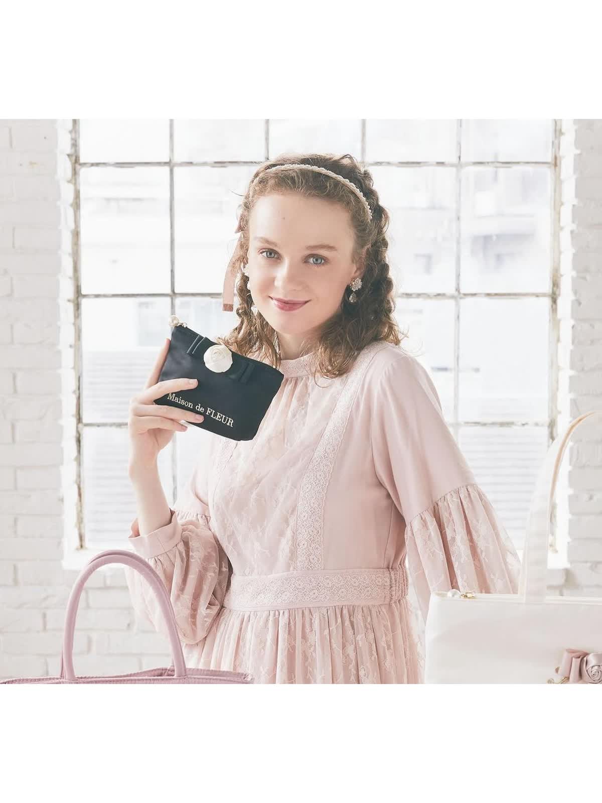 ローズ商品 レノア ハピネス 夢ふわタッチ アンティークローズ 本体 450ml (販売