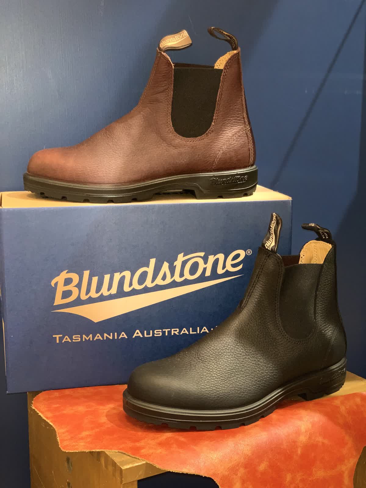 NEW】Blundstone 2023F/W shrink leather model - LUCUA osaka（ルクア ...