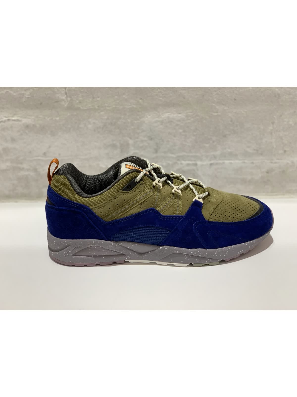 NEW】KARHU FUSION2.0 NORTHERN LIGHTS - LUCUA osaka（ルクア大阪）