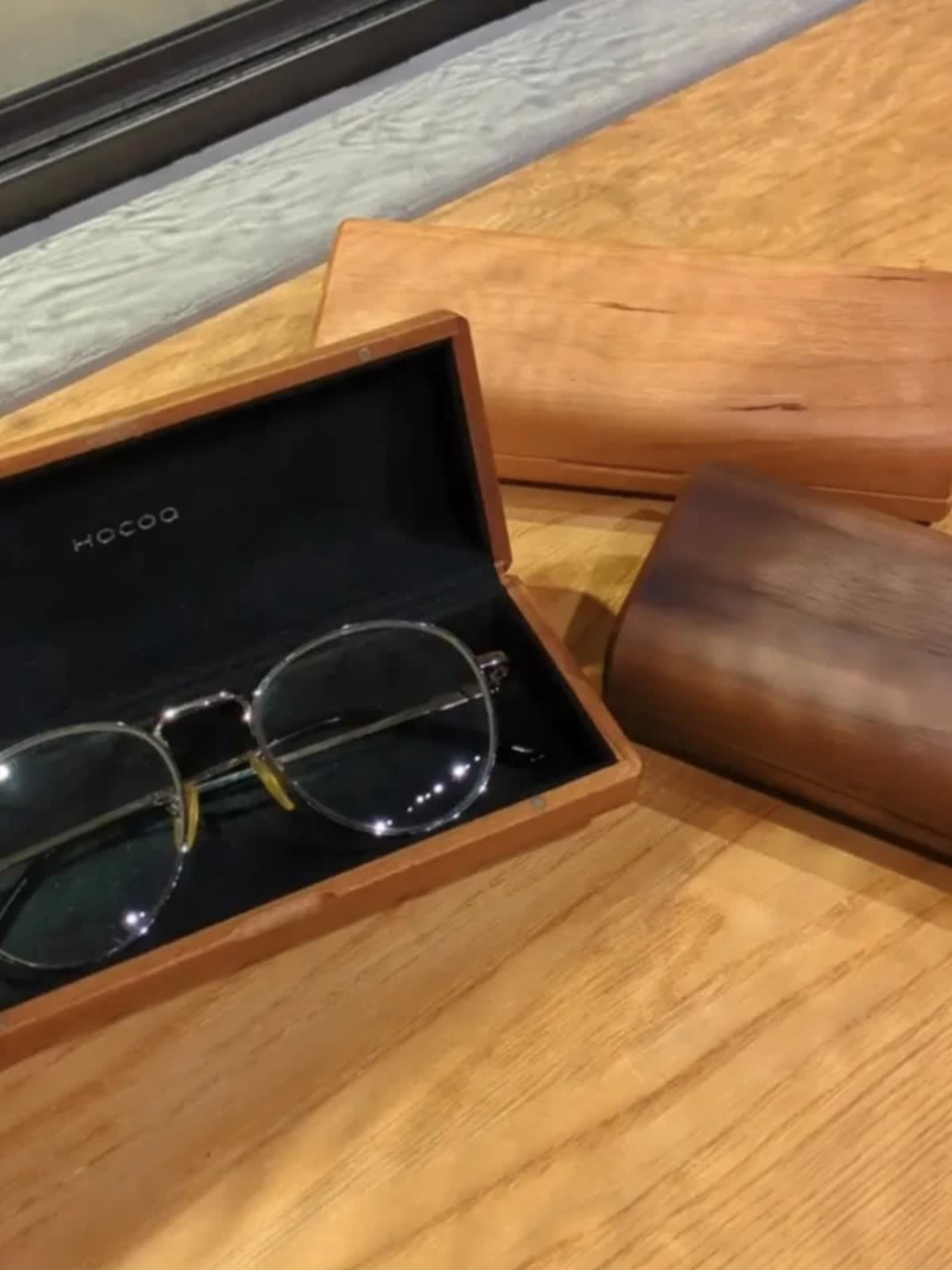木のぬくもりで覆うおしゃれなメガネケース「GlassesCase Classy 