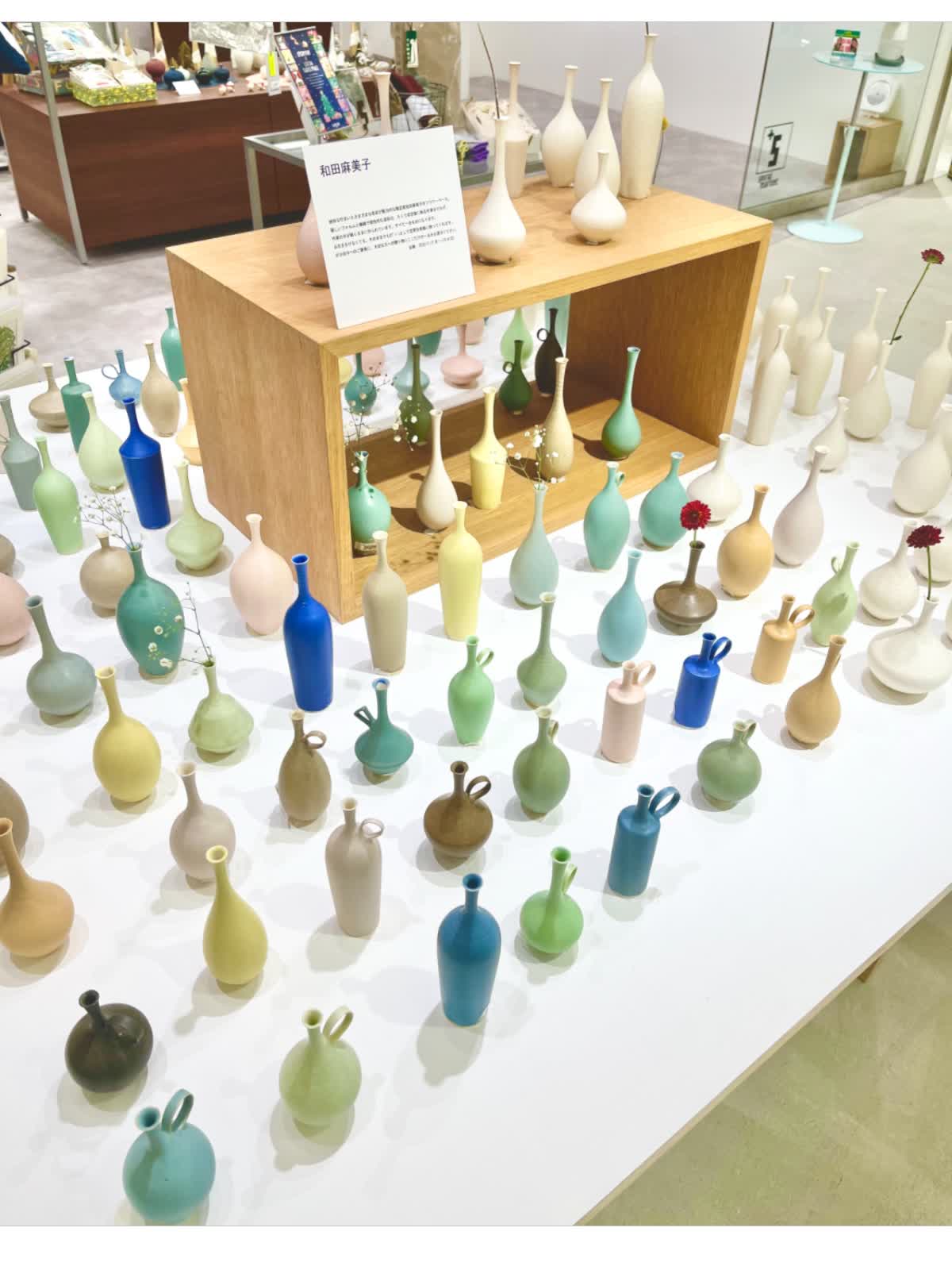 Mamiko Wada flower vase Exhibition - LUCUA osaka（ルクア大阪）
