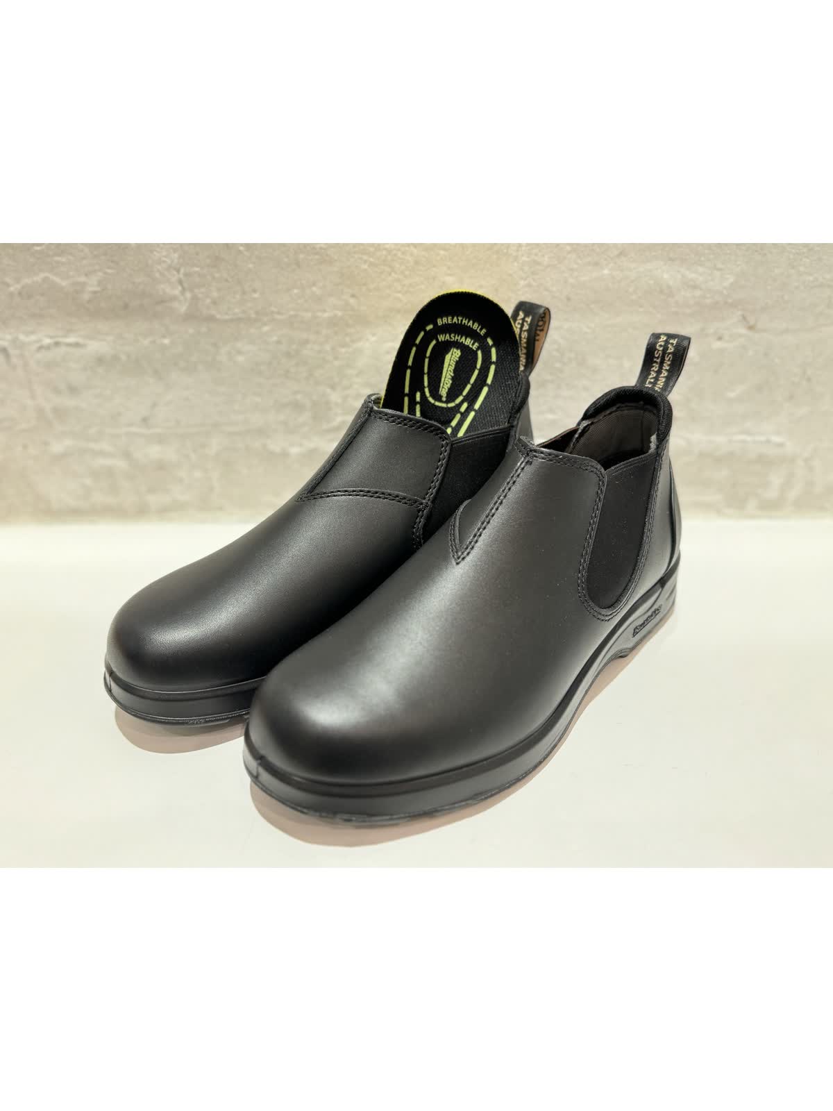 Blundstone】ALL-TERRAIN LOW CUT / BS2380 Black - LUCUA osaka Blundstone】ALL-TERRAIN LOW CUT / BS2380 Black - LUCUA osaka
