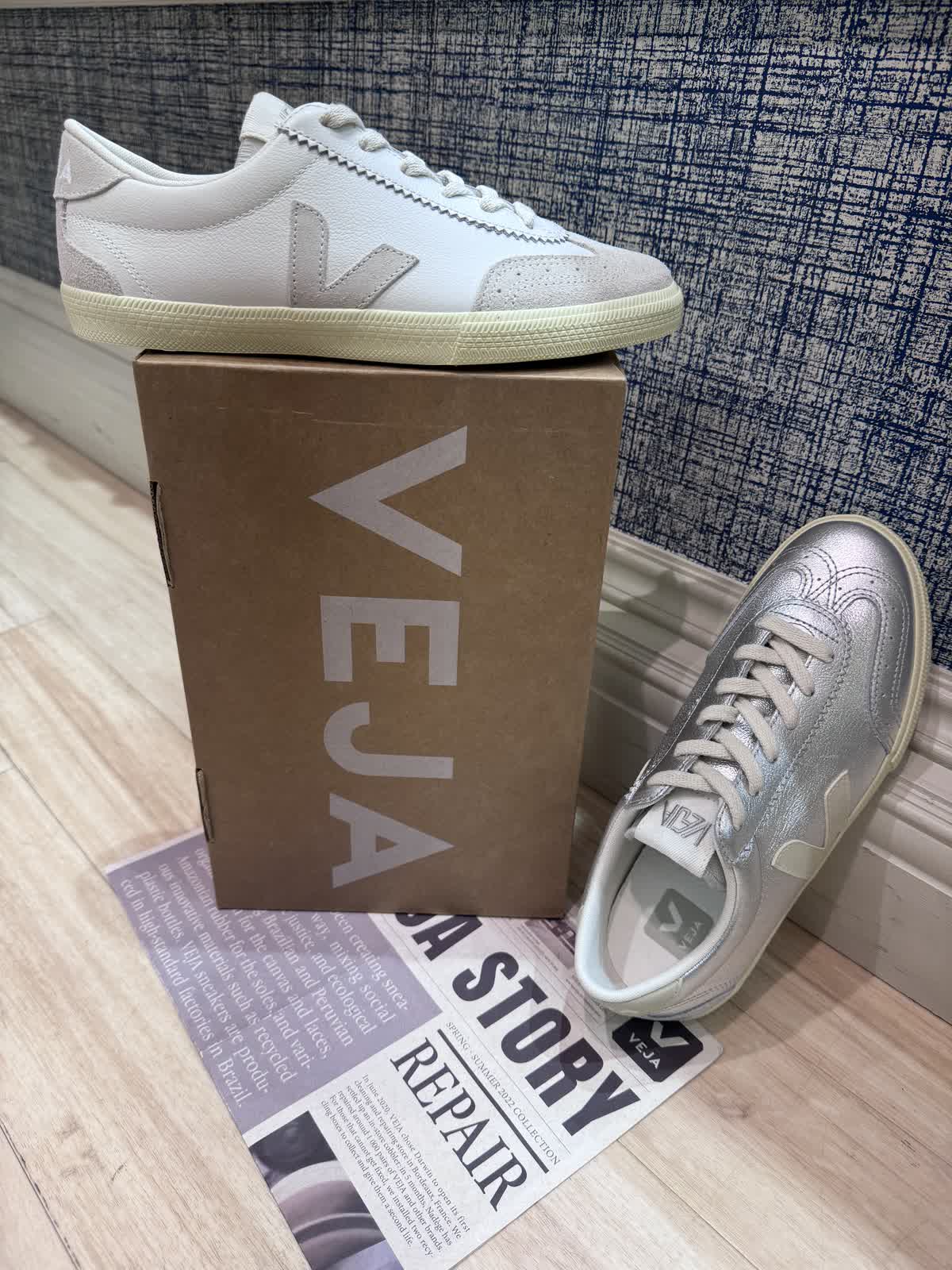 NEW】VEJA / VOLLEY - LUCUA osaka（ルクア大阪）